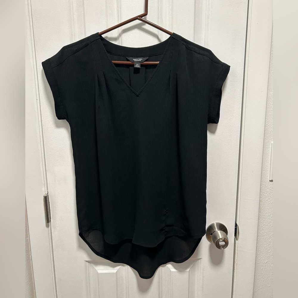 Simply Vera Vera Wang Black V-Neck Blouse